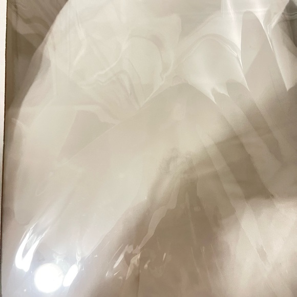 Bridal/formal SLIP - Picture 10 of 10